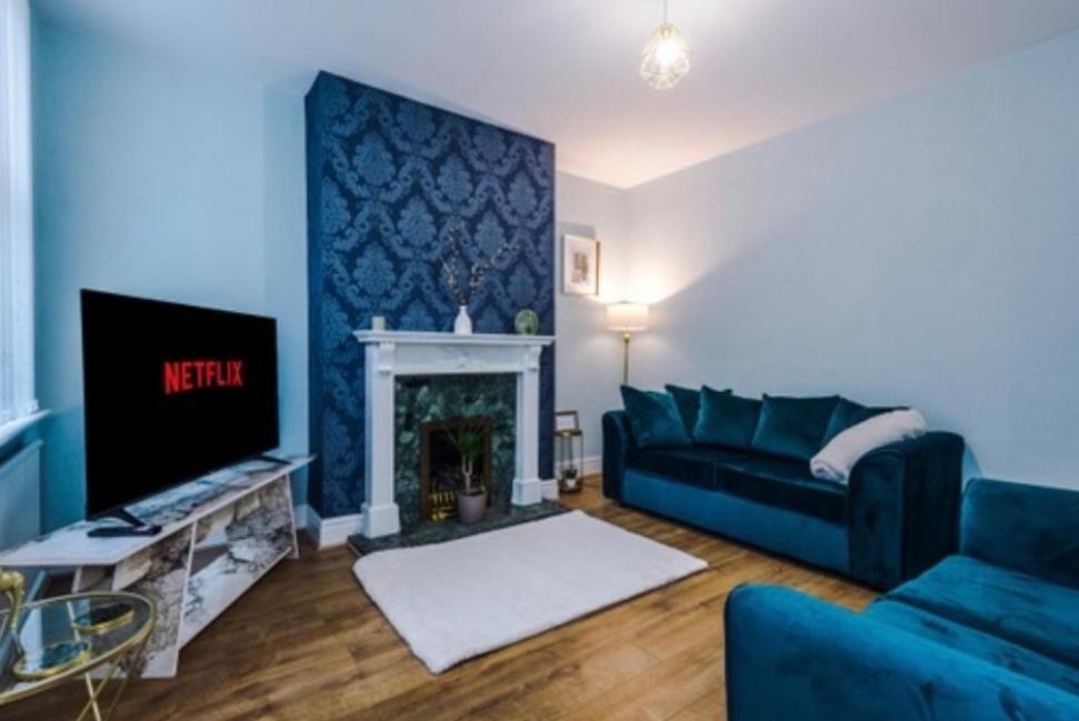3 Bed Property, Upto 8 Guests Near City Centre 맨체스터 외부 사진